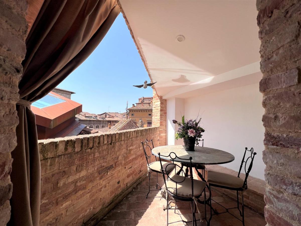 Il Terrazzo Di Tolomei Siena Exterior photo